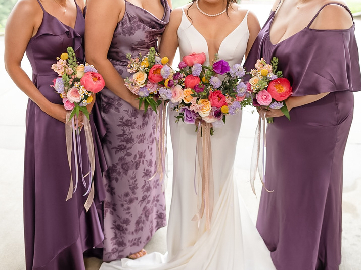 Plan Your Wedding Around In-Season Flowers to Match Your&nbsp;Style